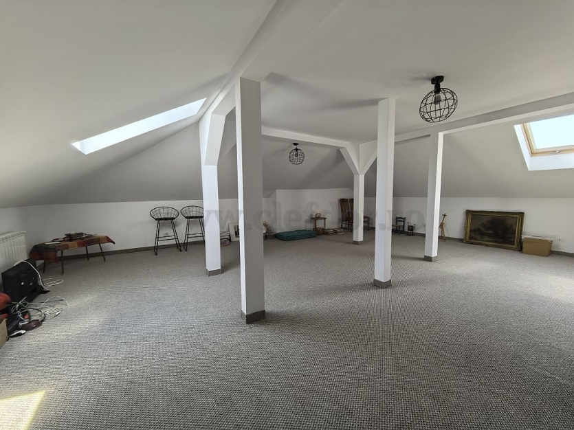 Villa for rent near Iancu Nicolae Vilă cu 5 camere de închiriat în apropere de Iancu Nicolae