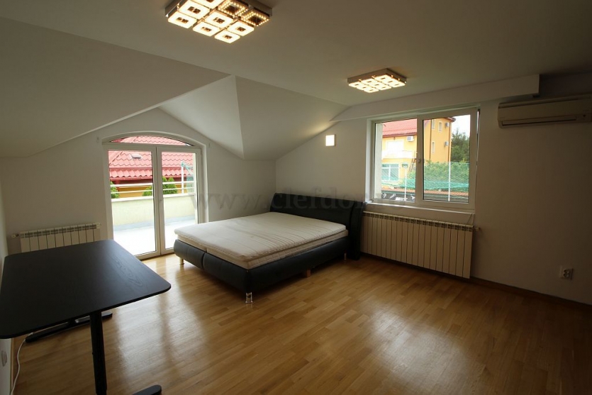 Vila Individuala in apropiere de Iancu Nicolae Vila Individuala in apropiere de Iancu Nicolae