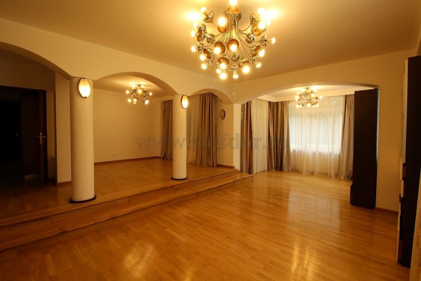 Vila Individuala in apropiere de Iancu Nicolae Vila Individuala in apropiere de Iancu Nicolae