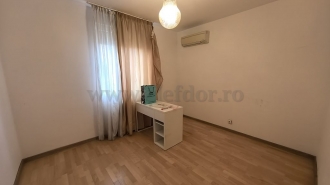 Villa with access to the Pool near the American School Vila cu acces la Piscina langa Scoala Americana