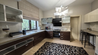 Iancu Nicolae - modern furnished next to the forest Iancu Nicolae - modern mobilata langa padure