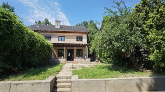 Villa for rent with Lake View, Sisesti area Vilă cu iesire la lac
