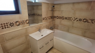 Villa for rent with Lake View, Sisesti area Vilă cu iesire la lac