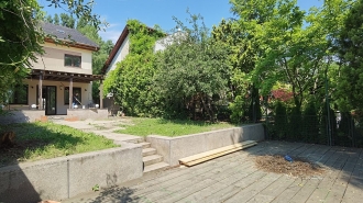 Villa for rent with Lake View, Sisesti area Vilă cu iesire la lac