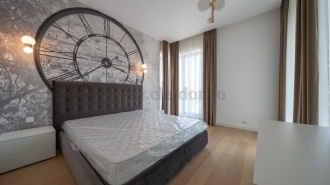 Herastrau One - apartment with 3 bedroom for rent, lake view Herastrau One - apartament cu 4 camere de inchiriat, vedere lac