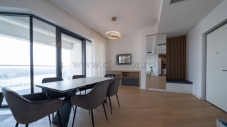 Herastrau One - apartment with 3 bedroom for rent, lake view Herastrau One - apartament cu 4 camere de inchiriat, vedere lac
