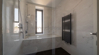 Herastrau One - apartment with 3 bedroom for rent, lake view Herastrau One - apartament cu 4 camere de inchiriat, vedere lac