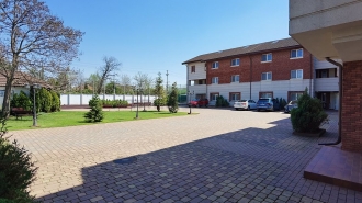 Vilă de închiriat în zona Iancu Nicolae-Jolie Ville Vilă de închiriat în zona Iancu Nicolae-Jolie Ville