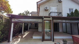 Iancu Nicolae - Baneasa Residential Park - Villa with Pool near British School Iancu Nicolae - Baneasa Residential Park - Vila cu Piscina langa British School