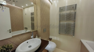 Luxury Villa with Swimming Pool Acces Vila de Lux cu acces la piscina
