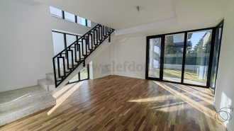 Villa with Pool Near American School Vila cu piscina in apropiere de Scoala Americana