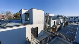 Villa with Pool Near American School Vila cu piscina in apropiere de Scoala Americana