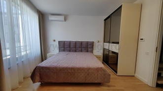Villa in residential complex with swimming pool Vila in complex rezidential cu Piscina