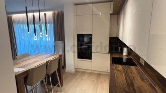 Apartment on Iancu Nicolae Apartament de închiriat în zona Iancu Nicolae