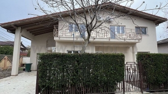 Vila complet RENOVATA, in zona Pipera Vila complet RENOVATA, in zona Pipera