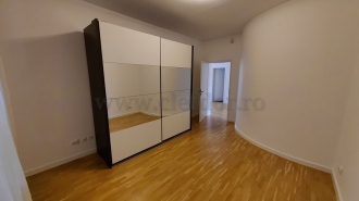 Vilă cu piscina langa British School Vilă cu piscina langa British School