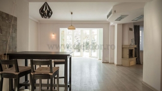 Individual Villa for Rent in Iancu Nicolae Area Vila individuala de închiriat în zona Pipera-Iancu Nicolae