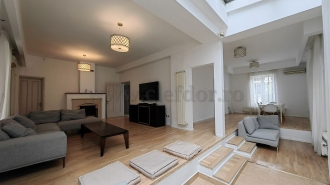 Iancu Nicolae -  vila cu 5 dormitoare in apropiere de Jolie Ville