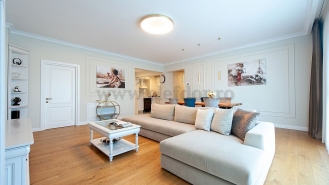 Apartament cu 4 camere de închiriat în zona Aviatiei Apartament cu 4 camere de închiriat în zona Aviatiei