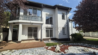 Vilă INDIVIDUALA în apropiere de British School