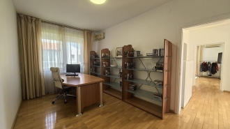 Individual Villa for rent near British School Vilă INDIVIDUALA în apropiere de British School