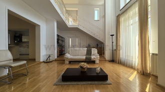 Individual Villa for rent near British School Vilă INDIVIDUALA în apropiere de British School