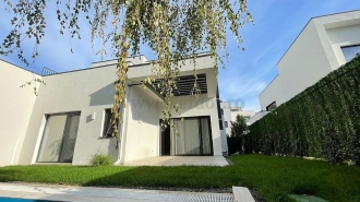 IANCU NICOLAE-Vila de Lux cu Piscina in apropiere de British School IANCU NICOLAE-Vila de Lux cu Piscina in apropiere de British School