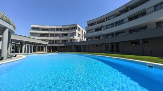 Apartament cu acces la piscina- Zona Iancu Nicolae