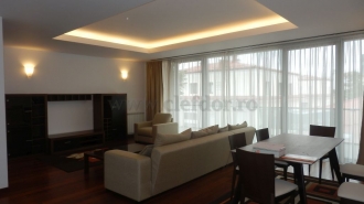 Apartament cu 3 camere de închiriat în zona Primaverii Apartament cu 3 camere de închiriat în zona Primaverii