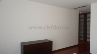 Apartament cu 3 camere de închiriat în zona Primaverii Apartament cu 3 camere de închiriat în zona Primaverii