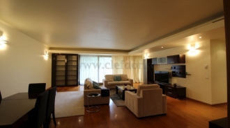 3 room Apartment for rent, Primaverii area Apartament cu 3 camere de închiriat în zona Primaverii