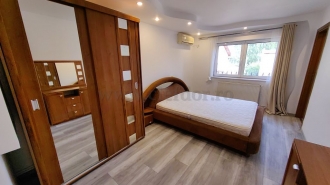 Villa for rent, Iancu Nicolae area Vilă cu 4 camere de închiriat în zona Iancu Nicolae
