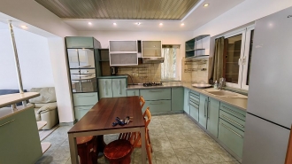 Villa for rent, Iancu Nicolae area Vilă cu 4 camere de închiriat în zona Iancu Nicolae