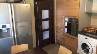 Vilă cu 4 camere  în zona Iancu Nicolae Vilă cu 4 camere  în zona Iancu Nicolae