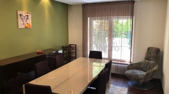 Vilă cu 4 camere  în zona Iancu Nicolae Vilă cu 4 camere  în zona Iancu Nicolae