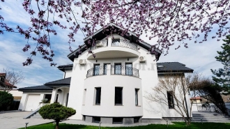 Vila RENOVATA in zona Porsche Romania