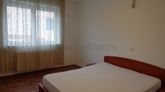 Vilă cu 5 camere de închiriat în zona Iancu Nicolae Vilă cu 5 camere de închiriat în zona Iancu Nicolae