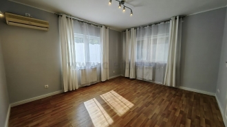 RENOVATED villa near OMV Pipera Vila RENOVATA in apropiere de OMV Pipera