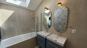 Iancu Nicolae - Cambridge School - RENOVATED Villa Iancu Nicolae - Cambridge School-  Vilă RENOVATA