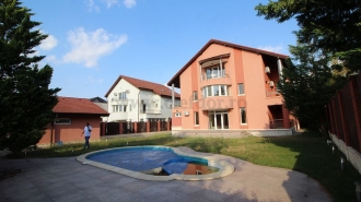Individual Villa with Swimming Pool on Iancu Nicolae Vila cu Piscina in Zona Iancu Nicolae