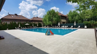 Vila in complex rezidential cu acces la piscina Vila in complex rezidential cu acces la piscina