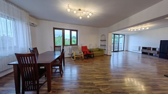 3 Bedrooms Duplex in Baneasa Area Duplex cu 4 camere în zona Baneasa