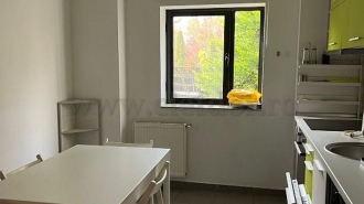 Apartament cu gradina si acces la piscina in zona Baneasa Apartament cu gradina si acces la piscina in zona Baneasa