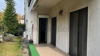 Apartament cu gradina si acces la piscina in zona Baneasa Apartament cu gradina si acces la piscina in zona Baneasa