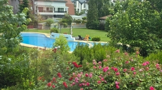 Villa with elevator and swimming pool acces, Iancu Nicolae Area Vilă cu lift si acces la piscina in zona Iancu Nicolae