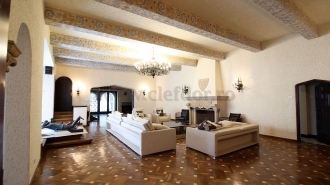 Dorobanti - Capitals - villa with 5 rooms for rent/sale Dorobanti - Capitale - vila cu 5 camere de inchiriat/vanzare