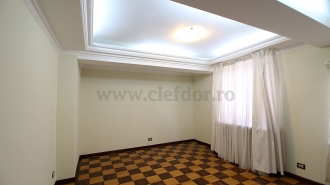 Dorobanti - Capitals - villa with 5 rooms for rent/sale Dorobanti - Capitale - vila cu 5 camere de inchiriat/vanzare