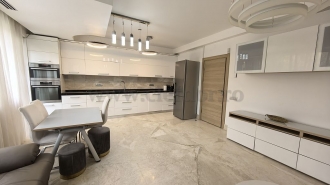 Vila de Lux cu acces la piscina in zona Pipera Vila de Lux cu acces la piscina in zona Pipera