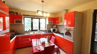 Vilă cu piscină, Pipera Vilă cu piscină, Pipera