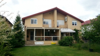 Vila in zona Iancu Nicolae - NEMOBILATA